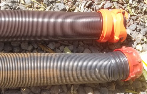 SewerHose.jpg, 46kB